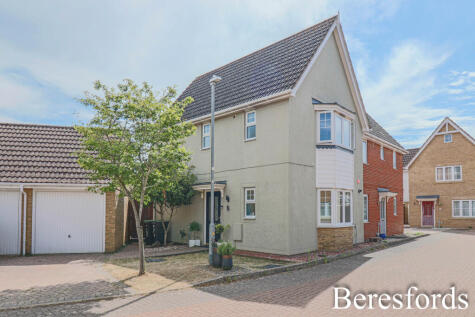 Rowan Way, Dunmow, CM6