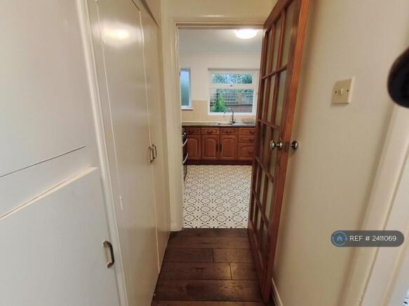 Photo 11