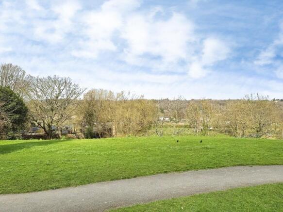 2 bed Apartment for sale Image 9