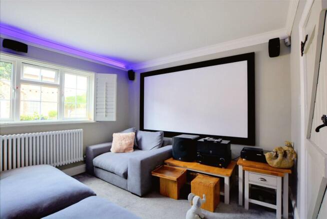 Sitting/Cinema Room
