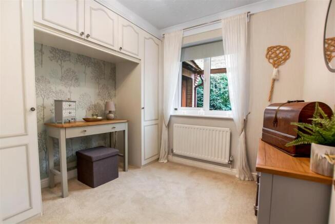 3 bed Detached Bungalow for sale Image 12