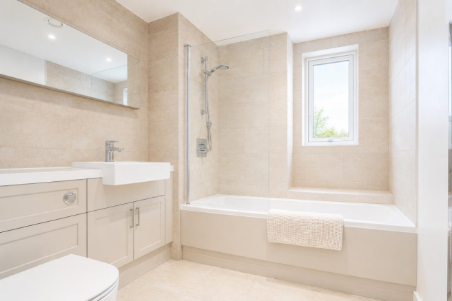 2 bed Apartment for sale Image 11