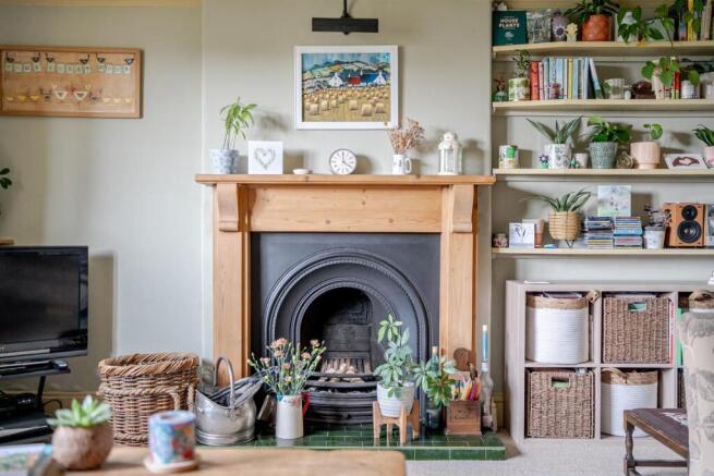 3 bed Terraced for sale Image 5