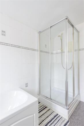 8429480-interior24.jpg