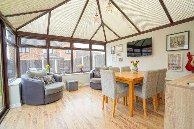 4 bed Semi-Detached for sale Image 7