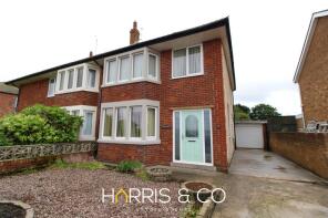 37, Laidleys Walk, Fleetwood FY7 7JL