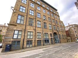 24, Acton House, Scoresby Street, Bradford BD1 5EN