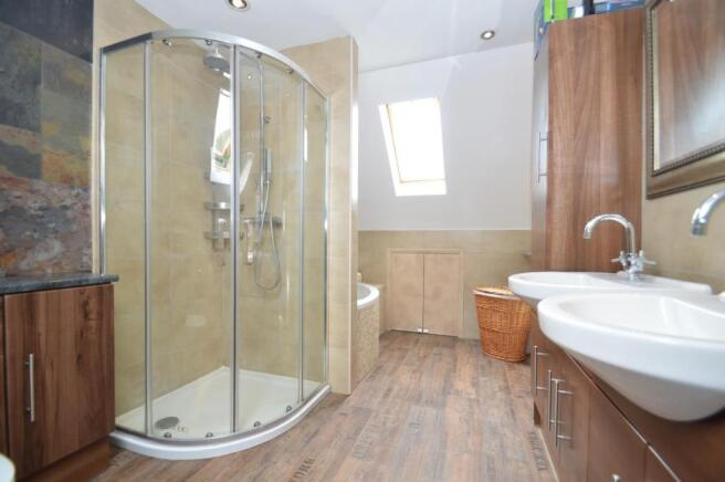 En-suite Bathroom