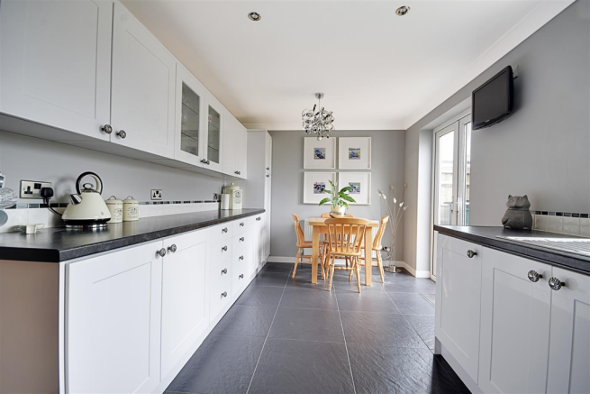 Kitchen / breakfast room