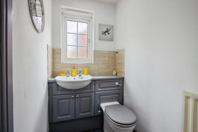 3 bed Detached for sale Image 11