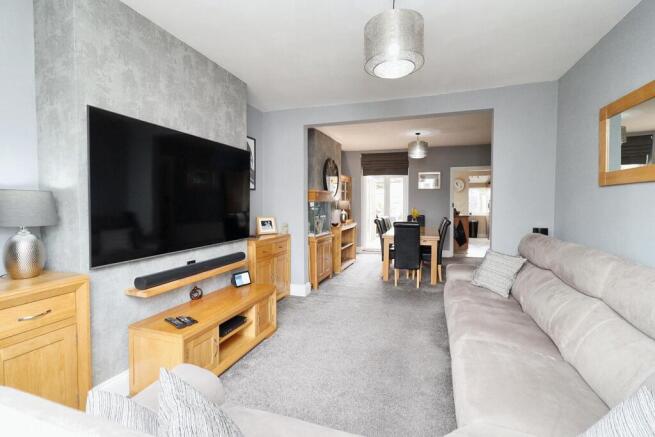 2 bed Terraced for sale Image 5