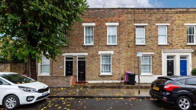 152 Grantley Street, Bethnal Green, London, E1 4BT