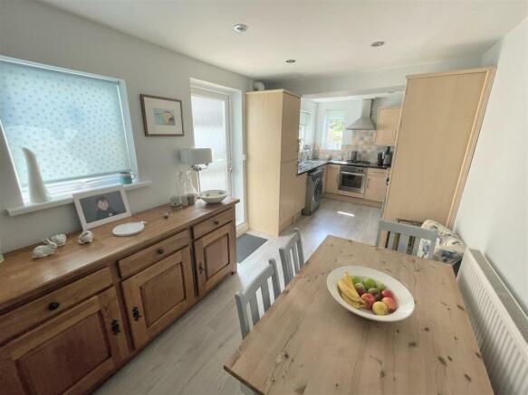 Kitchen/Breakfast Room