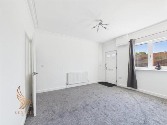 2 bed Terraced for sale Image 8