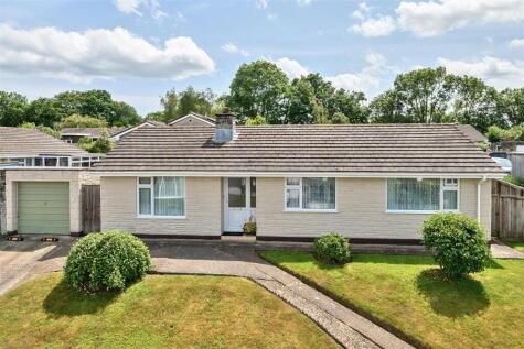 Brunenburg Way, Axminster