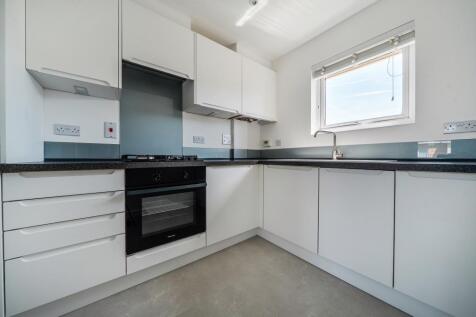 Kennet Island, Berkshire, RG2