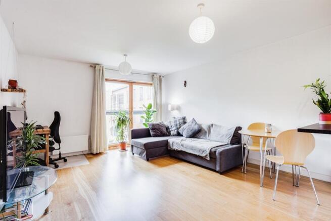1 bed Flat for sale Image 11