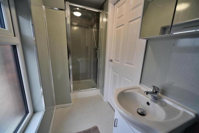 1 bed Apartment to rent Image 7