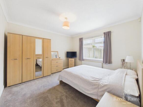 2 bed Bungalow for sale Image 7