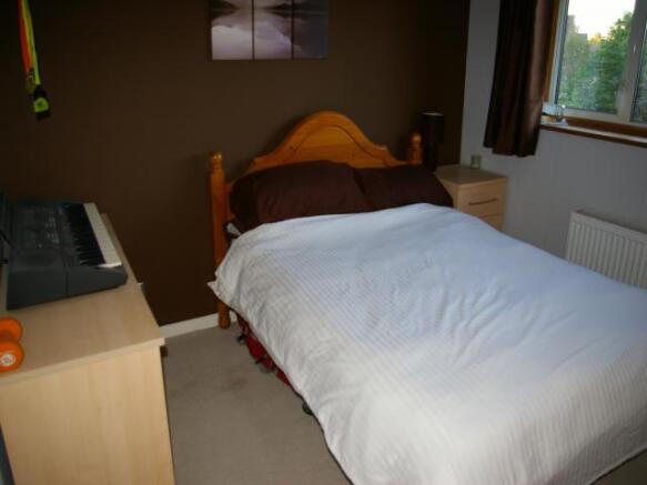 BEDROOM 3: