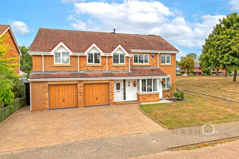 Lynmouth Crescent, Furzton, MK4