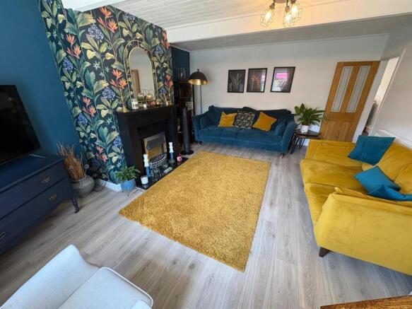 2 bed Terraced for sale Image 8