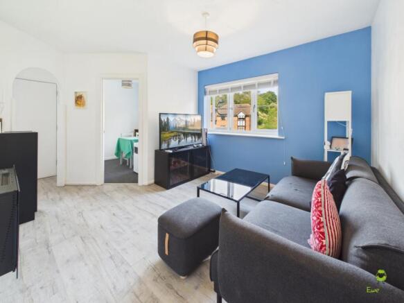 Presented by Clinton at EweMove Bexleyheath and Da