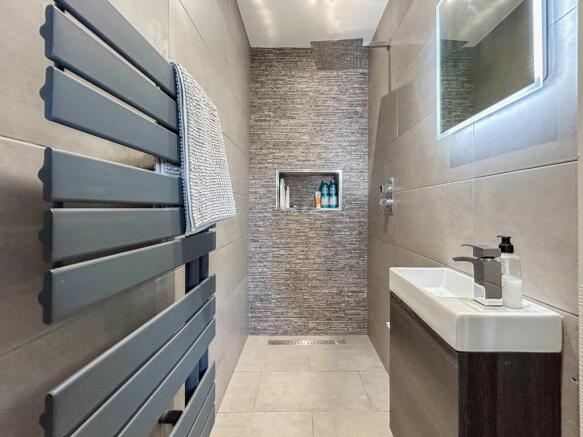Ensuite