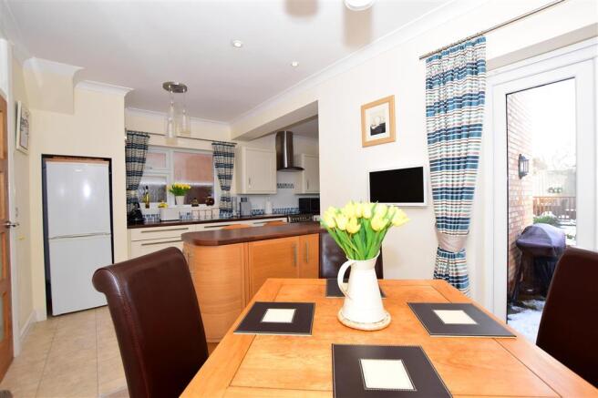 Kitchen / Diner