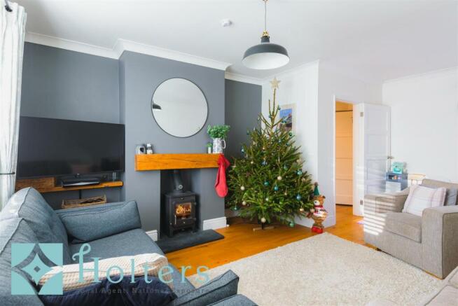 8 Hamlet Road, Ludlow-01.jpg