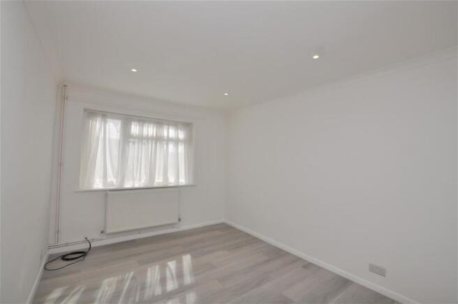 Dining Room/ Bedroom 4