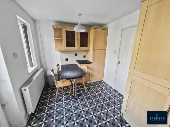 2 bed Town House for sale Image 5