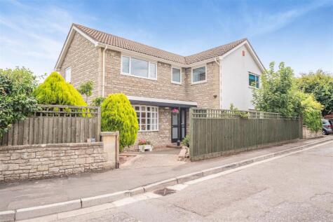 Ideal family home situated within peaceful Yatton cul de sac