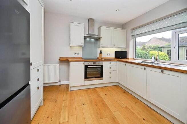 3 bed Bungalow for sale Image 7