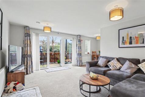 Plymouth Way, Haywards Heath, West Sussex, RH16