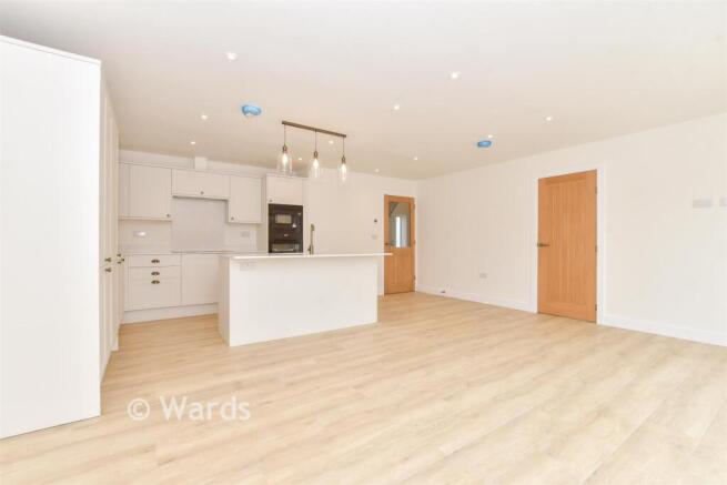 Lounge/ Kitchen