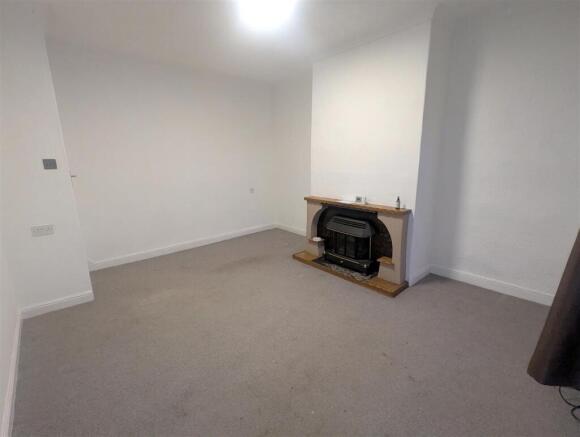 2 bed House for sale Image 10
