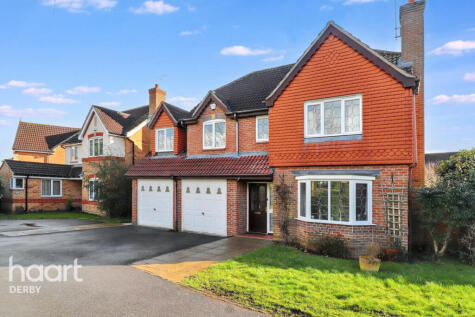 Wheathill Grove, Heatherton Village