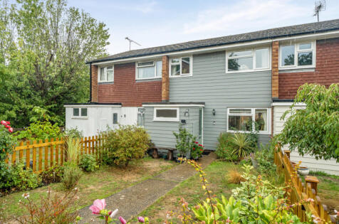 Emmbrook Road, Wokingham, Berkshire, RG41