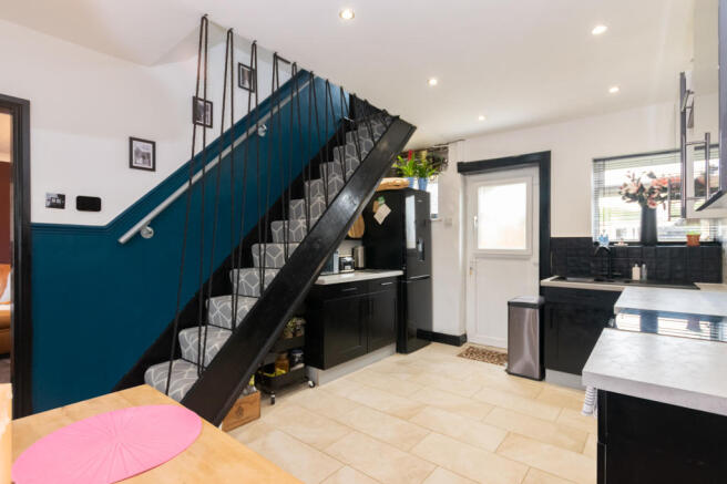 Kitchen 1