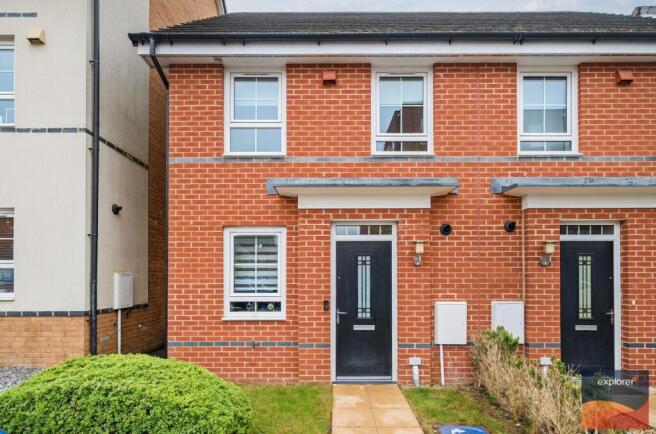 2-bed house on Simpson Road, Basingstoke, RG21, £360,000