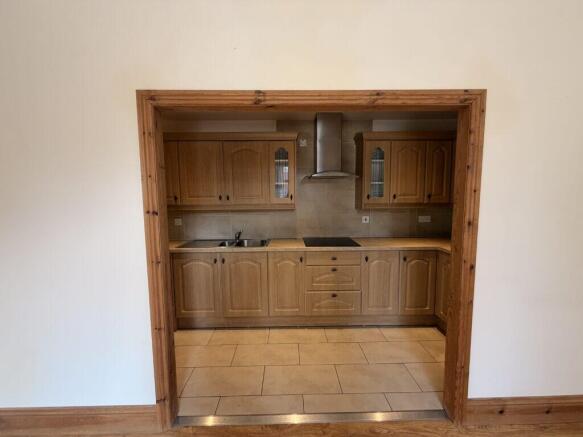 2 bed Terraced to rent Image 7