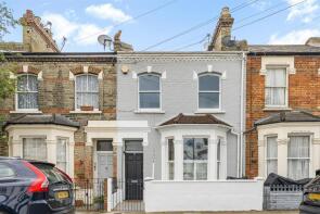 30, Prothero Road, London SW6 7LZ