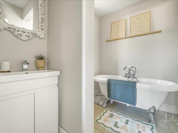 Ensuite
