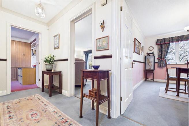 The Green, Kintbury, Hungerford, Berkshire, RG17 photo 4