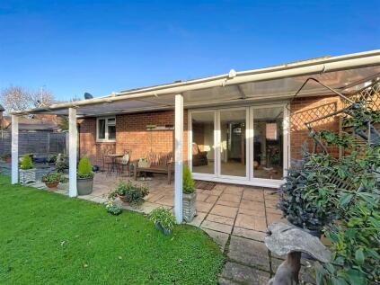 Camelot Grove, Kenilworth
