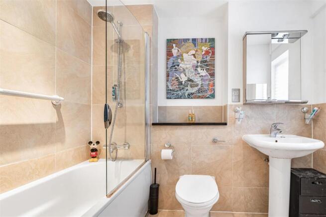 Bathroom.jpg