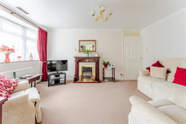 2 Tripps Corner, Yatton, BS49 4JW 39.jpg