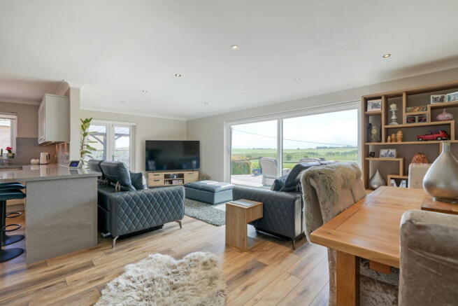 3 bed Detached Bungalow for sale Image 8