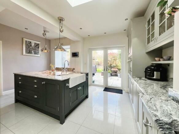 5a4244fe-kitchen 204.jpg